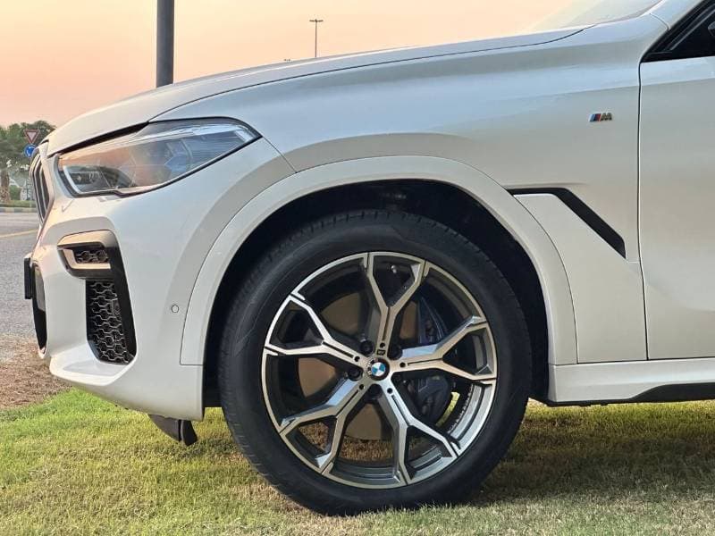 2023 BMW X6 XDRIVE40I M SPORT thumbnail 3