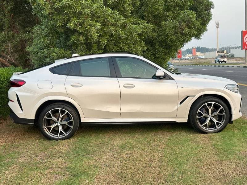2023 BMW X6 XDRIVE40I M SPORT thumbnail 4