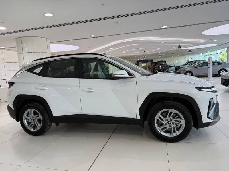 2026 Hyundai Tucson COMFORT thumbnail 2