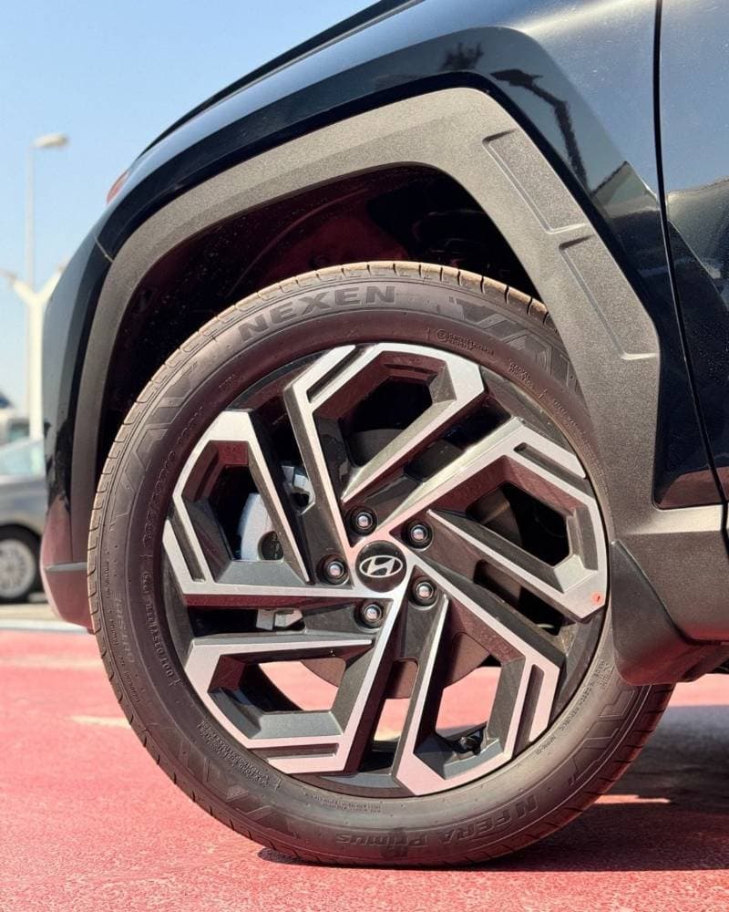 2027 Hyundai Tucson thumbnail 4