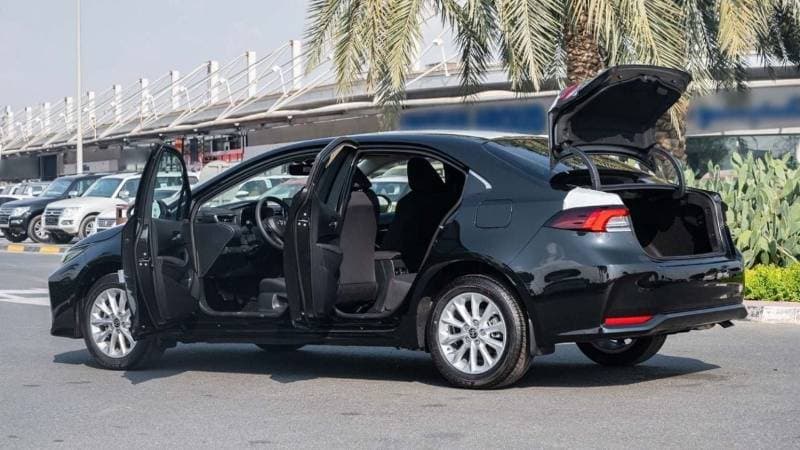 2024 Toyota Corolla XLI thumbnail 7