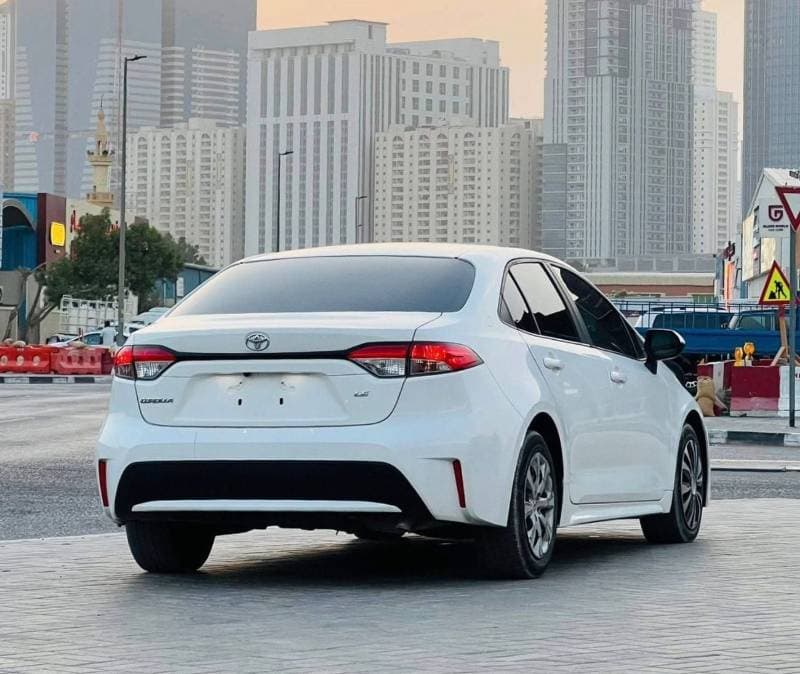 2022 Toyota Corolla XLI thumbnail 3