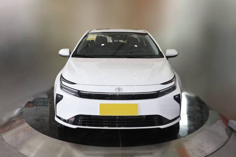 2025 Toyota Corolla XLI EXECUTIVE HEV thumbnail 2