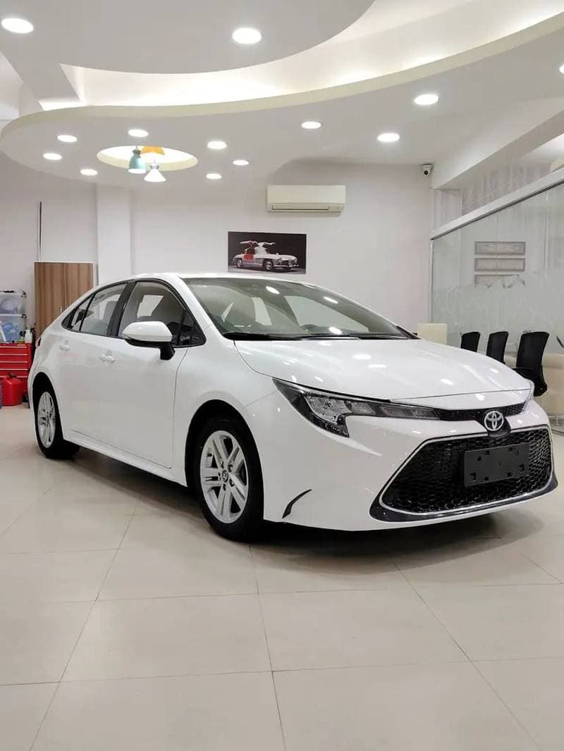 2022 Toyota Corolla XLI thumbnail 3