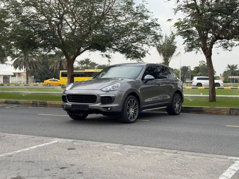 2016 Porsche Cayenne STANDARD