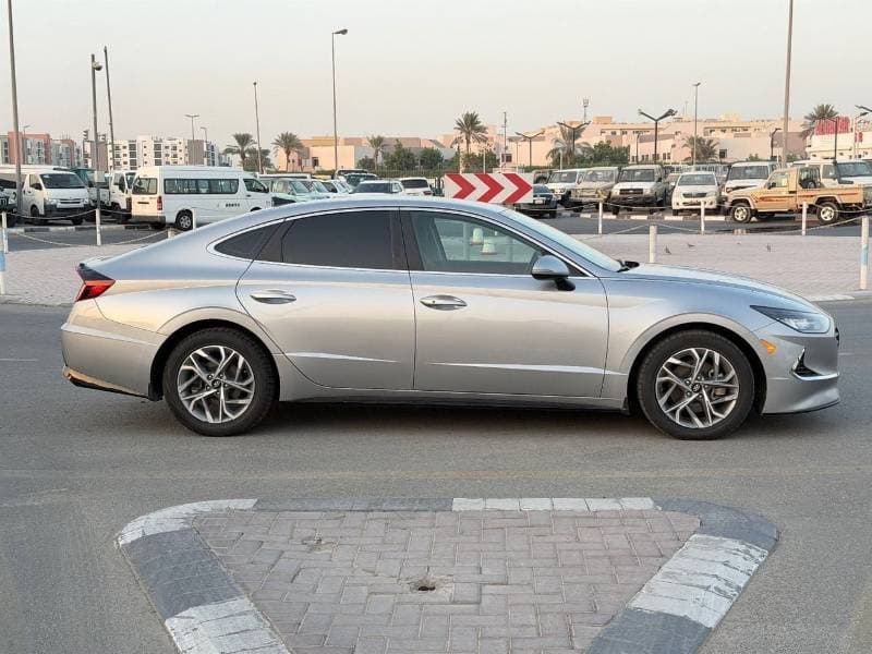 2020 Hyundai Sonata SEL thumbnail 3