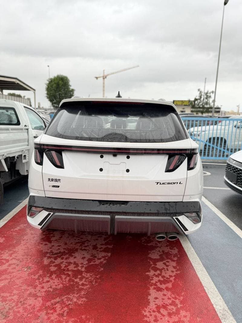 2025 Hyundai Tucson N LINE thumbnail 3