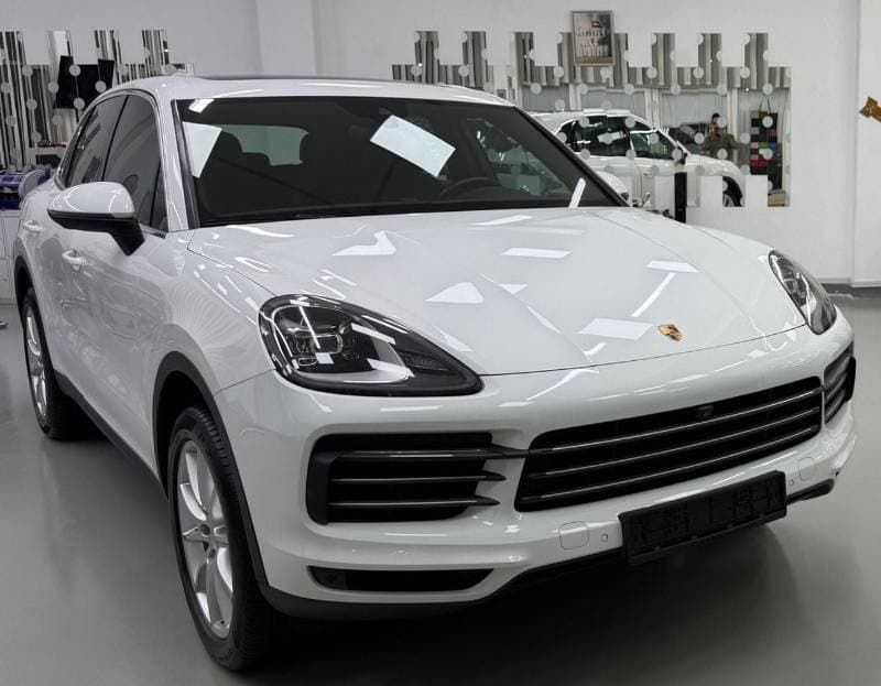 2018 Porsche Cayenne STANDARD