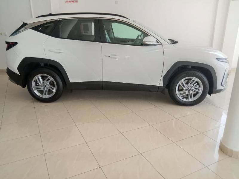 2025 Hyundai Tucson COMFORT thumbnail 3