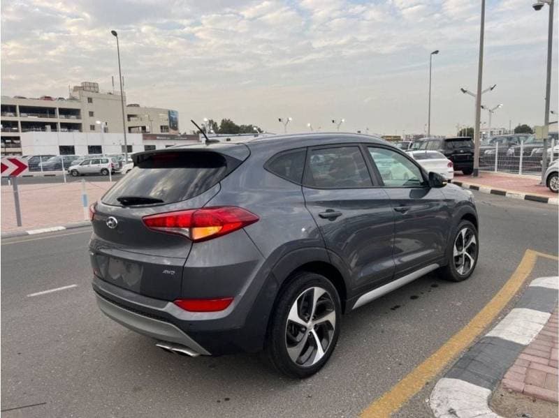 2017 Hyundai Tucson STANDARD thumbnail 6