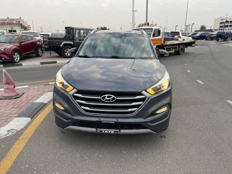 2017 Hyundai Tucson STANDARD thumbnail 3