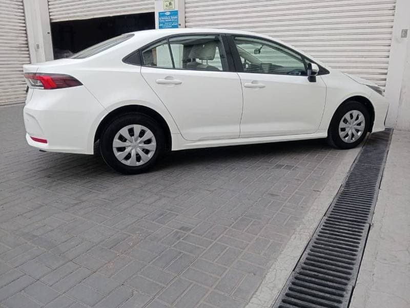 2023 Toyota Corolla XLI thumbnail 6
