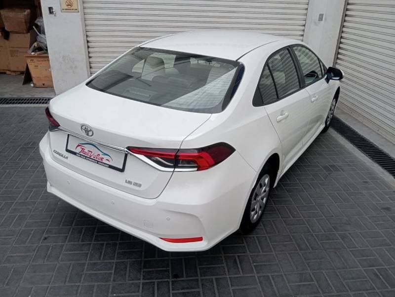 2023 Toyota Corolla XLI thumbnail 4