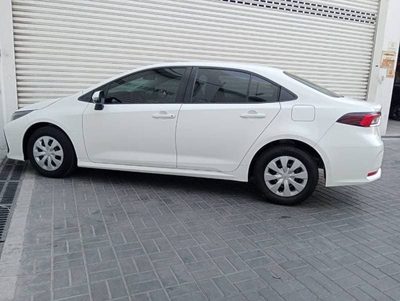 2023 Toyota Corolla XLI thumbnail 6