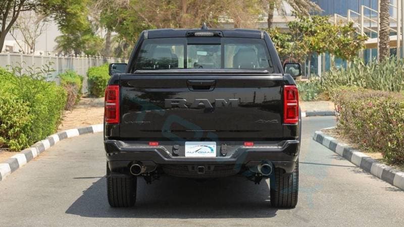 2026 RAM 1500 LIMITED thumbnail 7