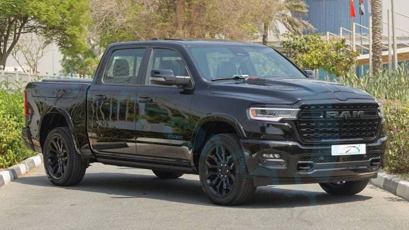 2026 RAM 1500 LIMITED thumbnail 5