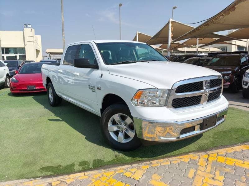 2020 RAM 1500 SLT thumbnail 2
