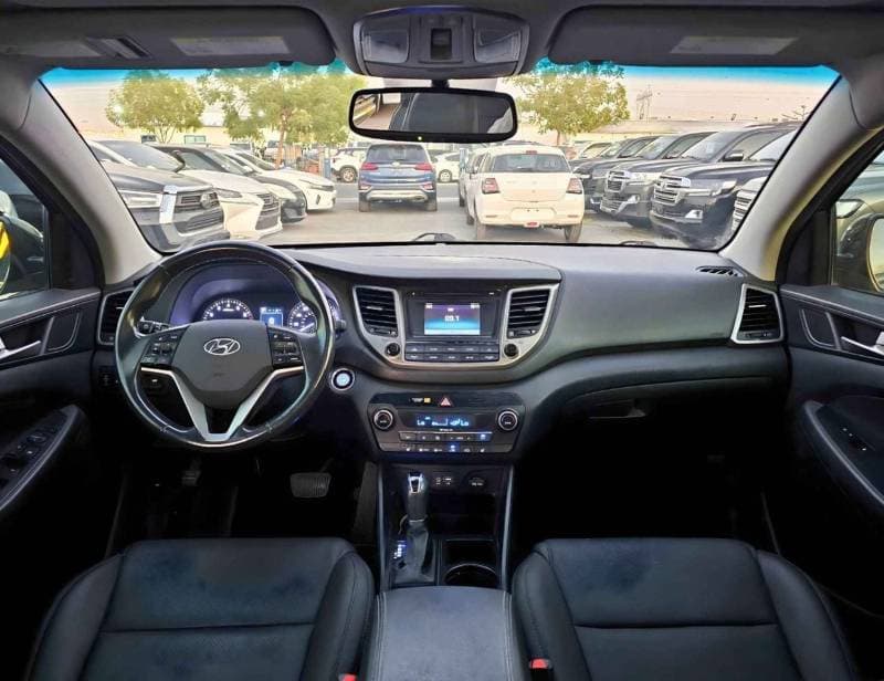 2017 Hyundai Tucson STANDARD thumbnail 6