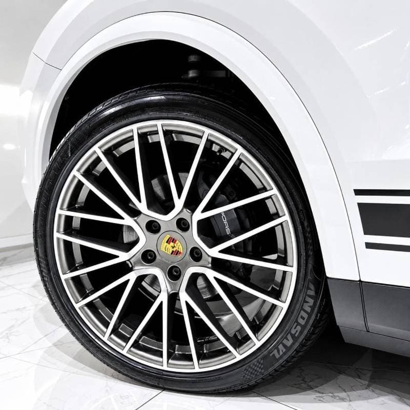 2020 Porsche Cayenne STANDARD thumbnail 6