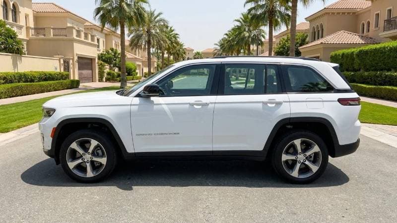 2023 Jeep Grand Cherokee thumbnail 5