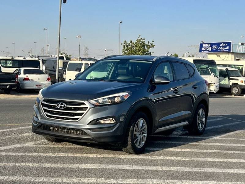 2018 Hyundai Tucson GL thumbnail 3