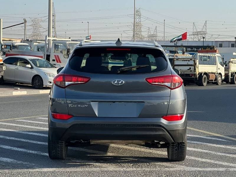 2018 Hyundai Tucson GL thumbnail 6