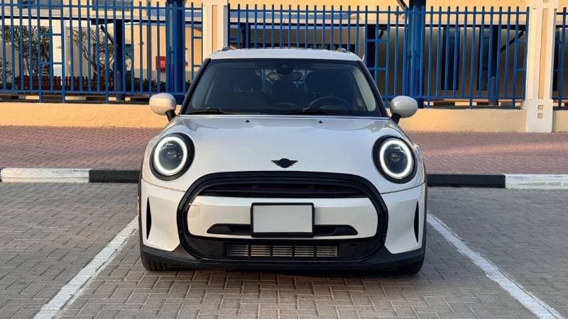 2024 Mini Cooper STANDARD thumbnail 2