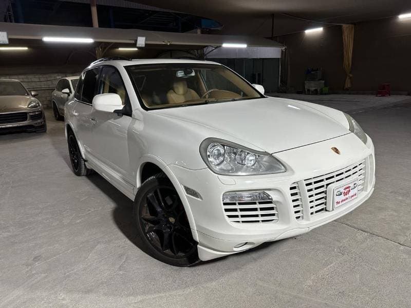 2008 Porsche Cayenne GTS thumbnail 7