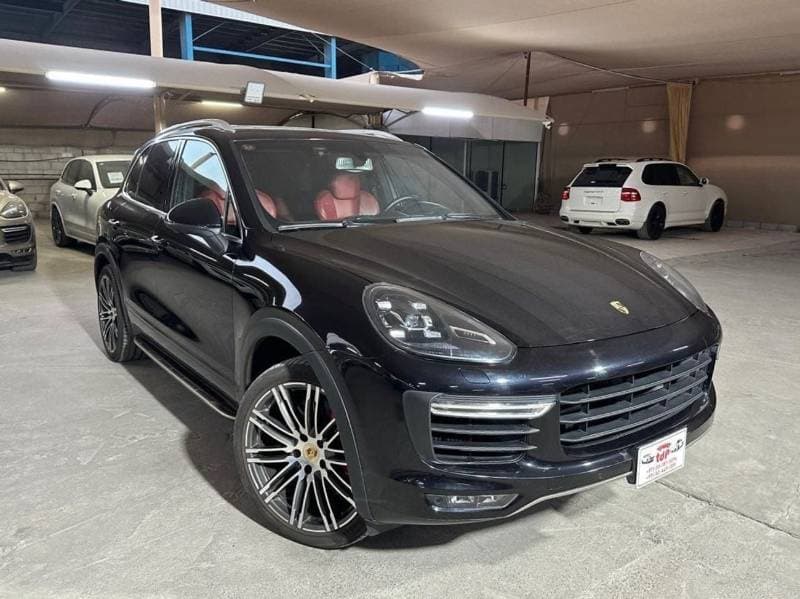 2015 Porsche Cayenne TURBO thumbnail 7