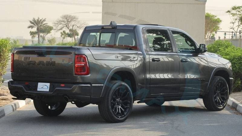 2026 RAM 1500 LIMITED thumbnail 7