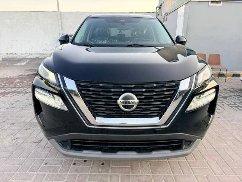 2021 Nissan Rogue SV thumbnail 2