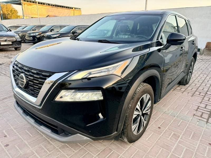 2021 Nissan Rogue SV thumbnail 3