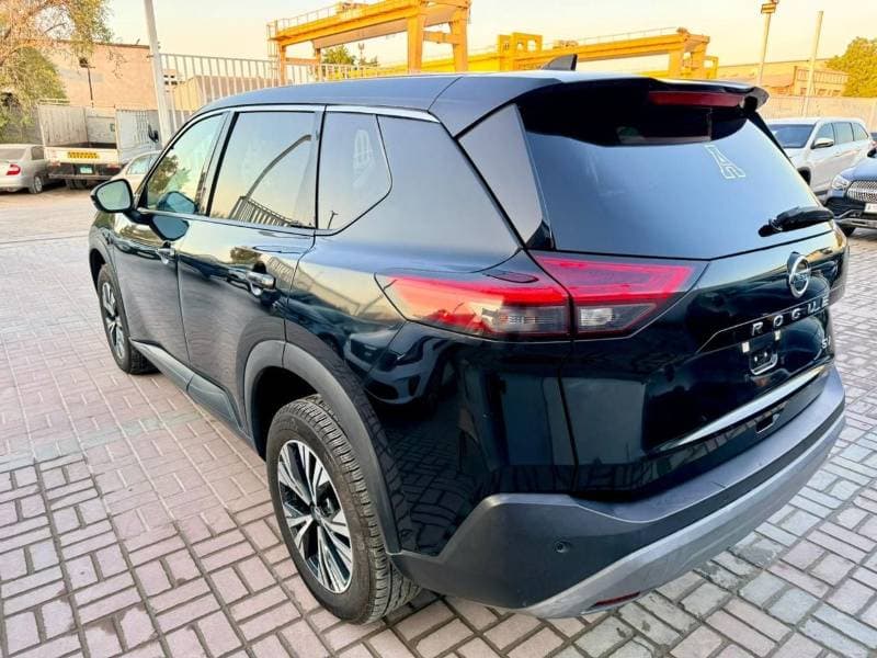 2021 Nissan Rogue SV thumbnail 8