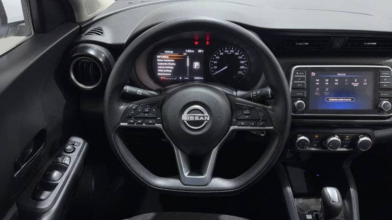 2024 Nissan Kicks SV thumbnail 8