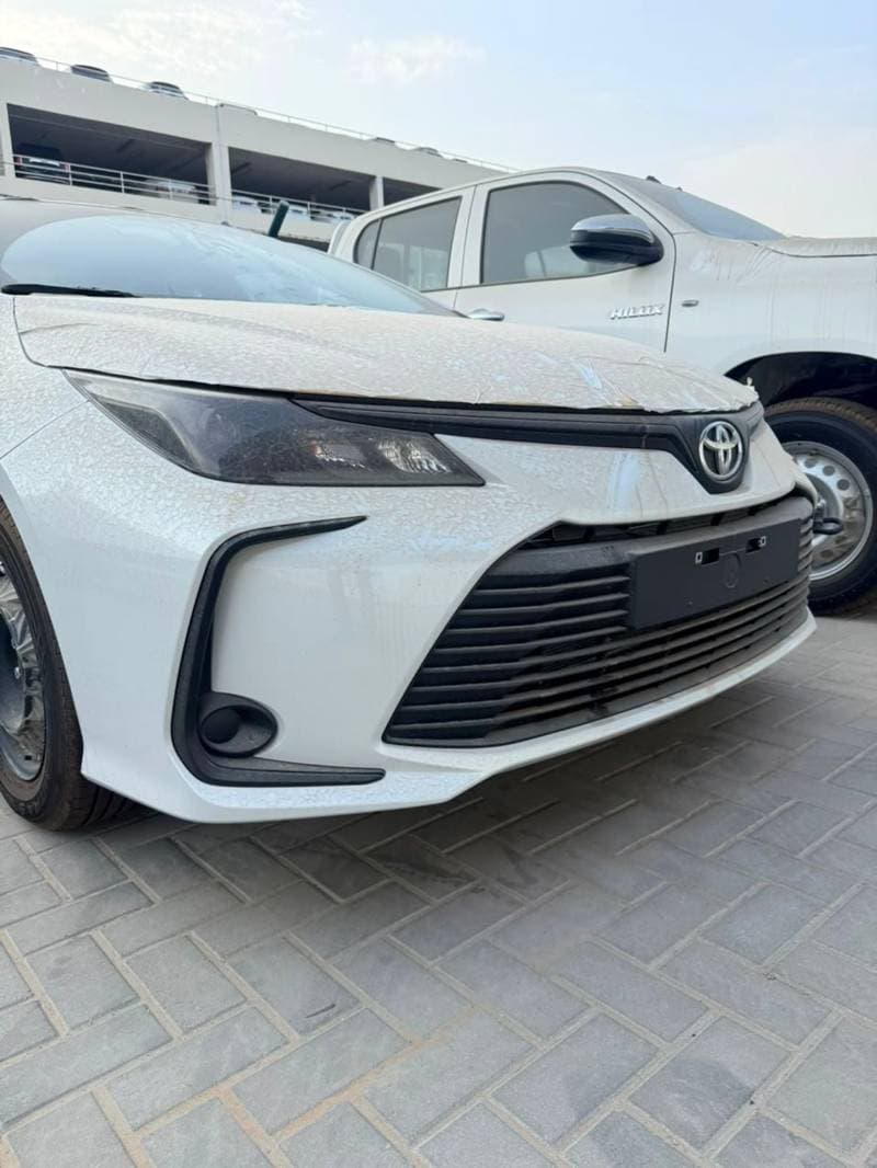 2026 Toyota Corolla XLI thumbnail 2