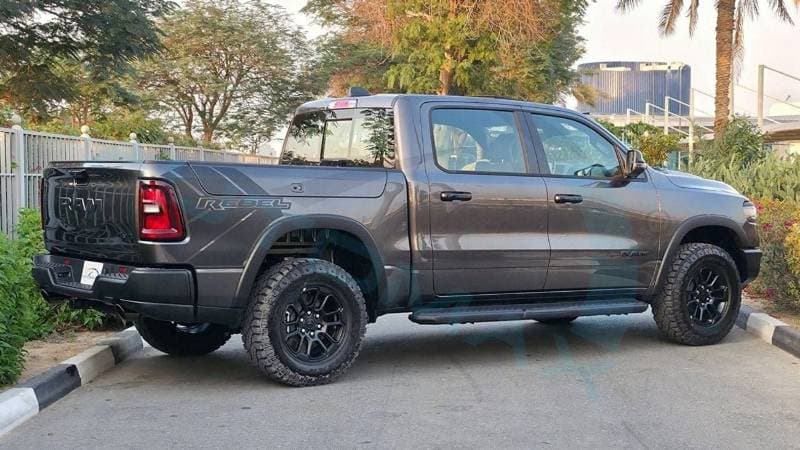 2026 RAM 1500 REBEL thumbnail 8