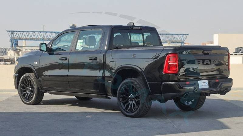 2026 RAM 1500 LIMITED thumbnail 5
