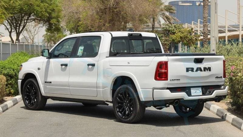 2026 RAM 1500 LIMITED thumbnail 6