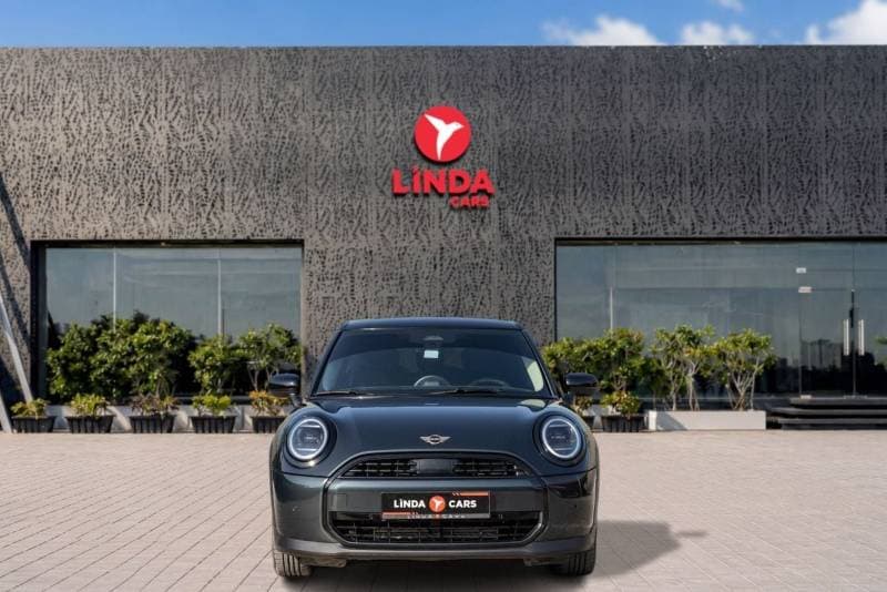 2025 Mini Cooper C thumbnail 2