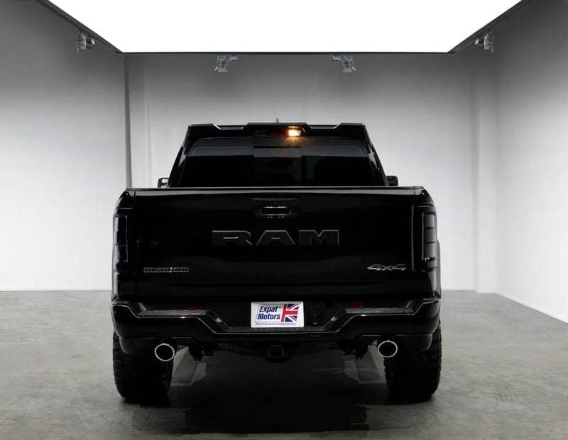 2025 RAM 1500 BIGHORN CREW CAB thumbnail 4