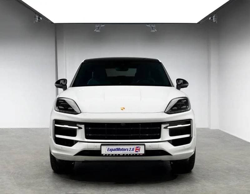2024 Porsche Cayenne S thumbnail 5
