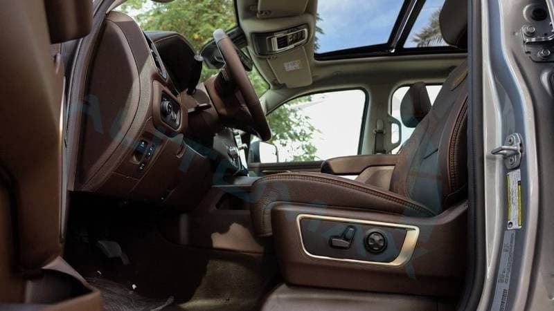 2026 RAM 1500 LIMITED thumbnail 8