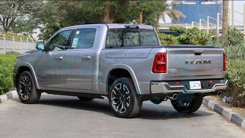 2026 RAM 1500 LIMITED thumbnail 5