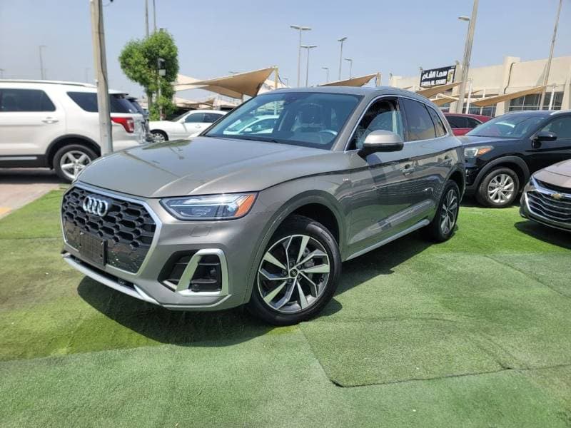 2024 Audi Q5 45 TFSI S LINE