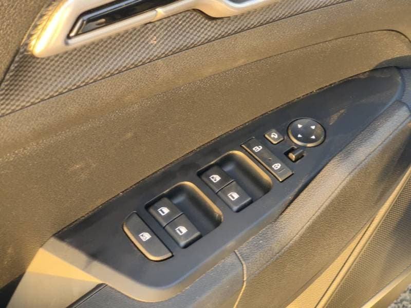 2026 Kia Sportage thumbnail 7
