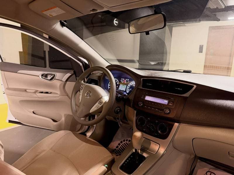 2020 Nissan Sentra SV thumbnail 4