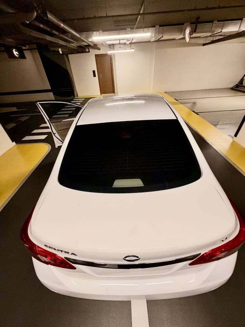 2020 Nissan Sentra SV thumbnail 7