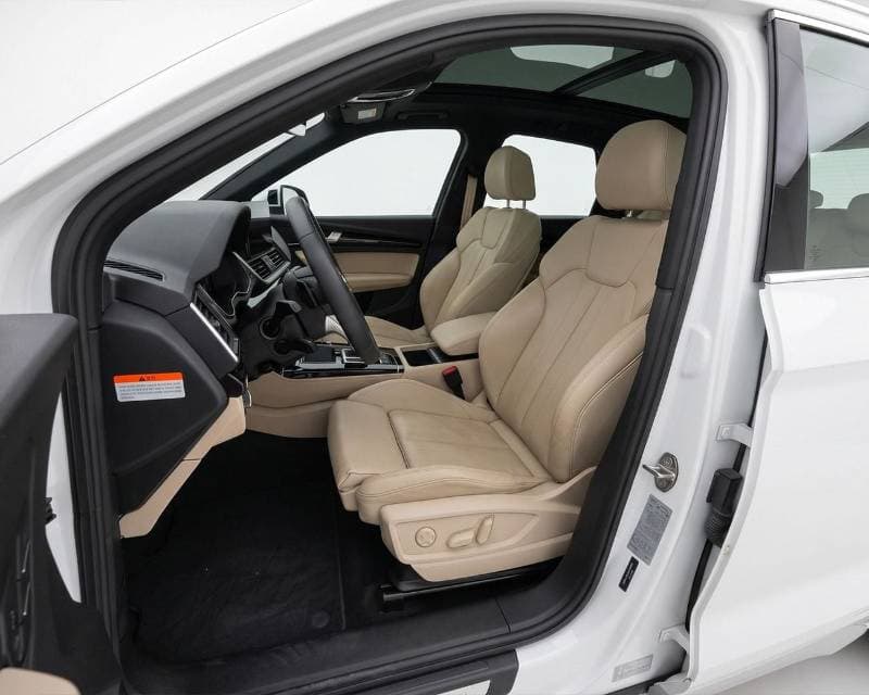 2024 Audi Q5 45 TFSI S LINE thumbnail 8