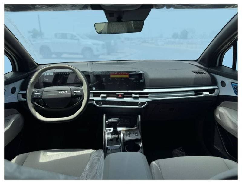 2026 Kia Sportage X thumbnail 6