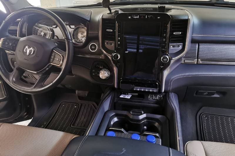 2020 RAM 1500 LIMITED thumbnail 5